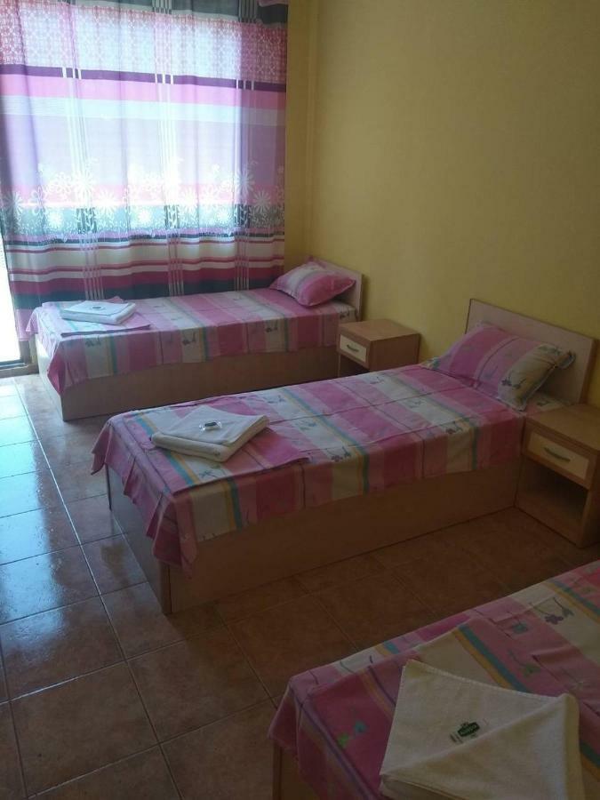 Вили Бийчхаус Kranevo Buitenkant foto